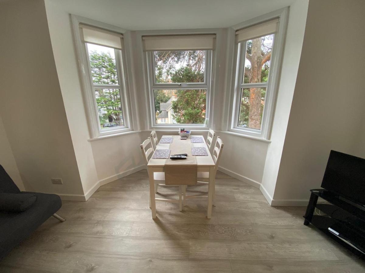 Seaside Living Apartment บอร์นมัธ ภายนอก รูปภาพ